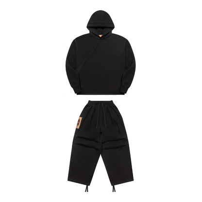 Kettō Set inspired by traditional Japanese kimono with clean, structured design for everyday wear